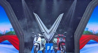 VinFast giới thiệu hai mẫu xe máy điện cao cấp: Có thể đổi pin, chạy tối đa 160 km/sạc, cốp rộng 22 lít